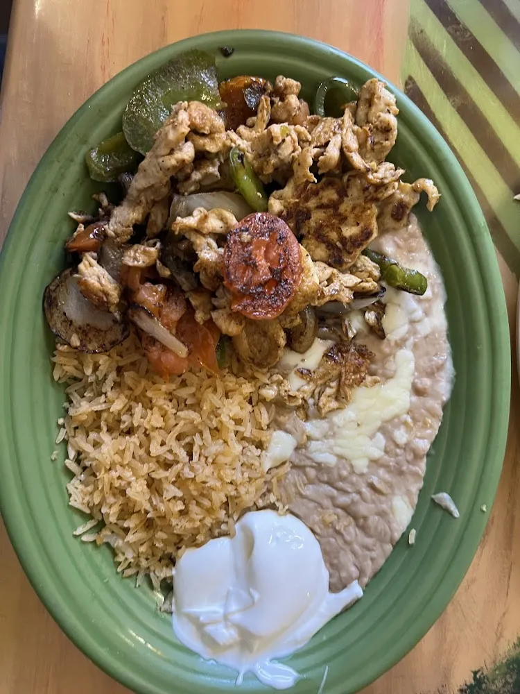 Carnitas Camarones